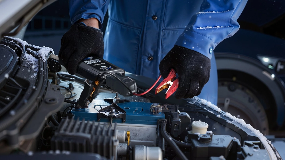 The TOPDON JumpSurge2000Pro is a professional-grade portable jump starter engineered for modern automotive reliability and emergency preparedness. Delivering a powerful 2500A peak current with a high-capacity 16000mAh lithium battery, it safely jump-starts 12V vehicles including gasoline engines up to 8L and diesel engines up to 6L..